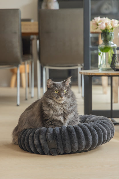 Designed by Lotte Reza - Kattenmand - 50x50x15 cm