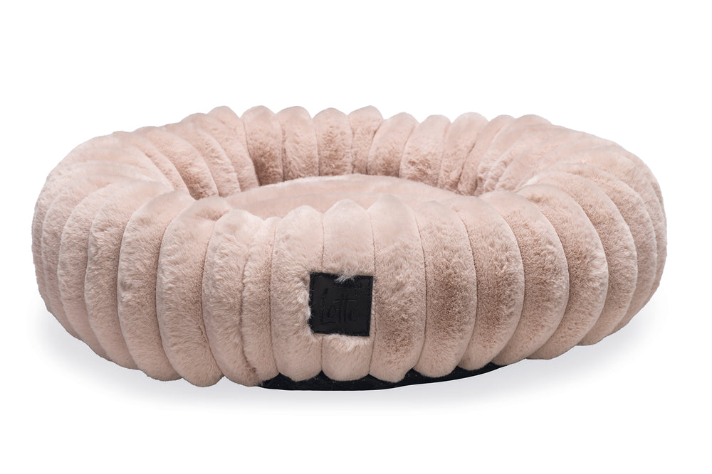 Designed by Lotte Reza - Kattenmand - 50x50x15 cm